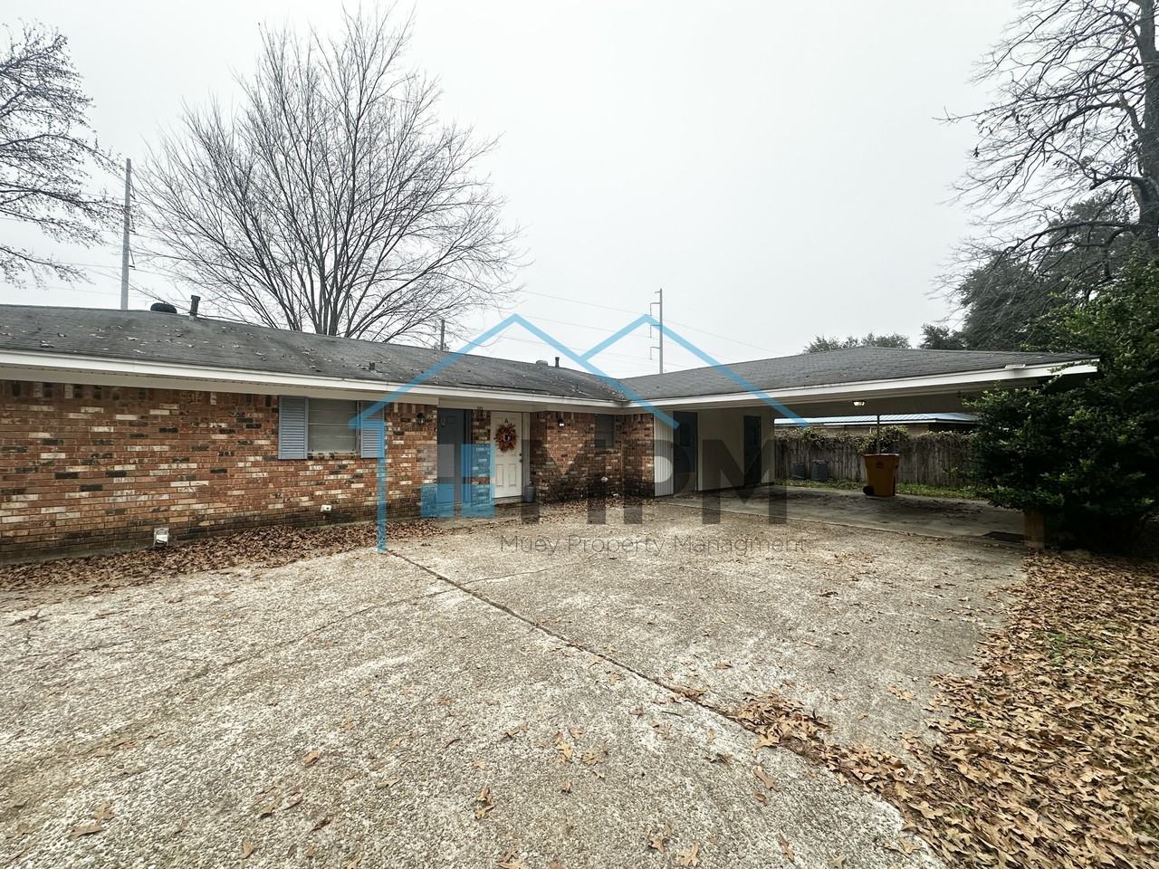 303 Woodlawn Dr #B - Photo 6 of 8