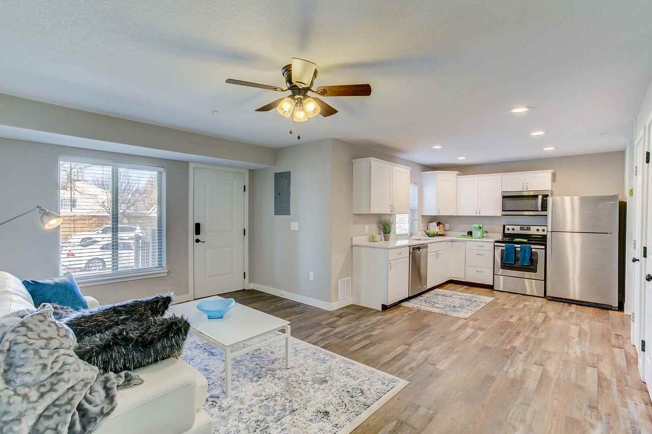 2731 E San Miguel St #202 - Photo 3 of 7