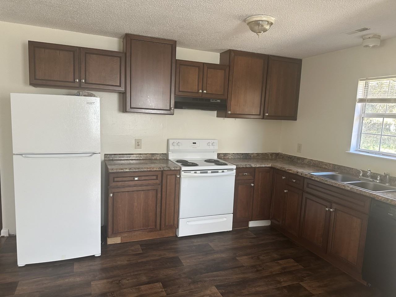 218 Donavan Dr #1 - Photo 5 of 10