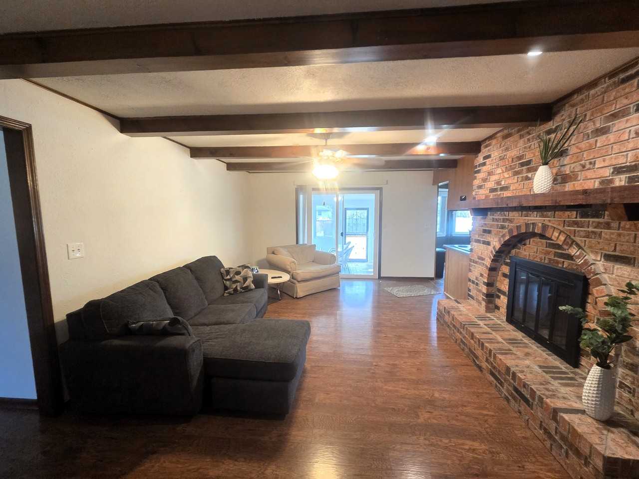 3345 S Jefferson Ave #1 - Photo 5 of 25