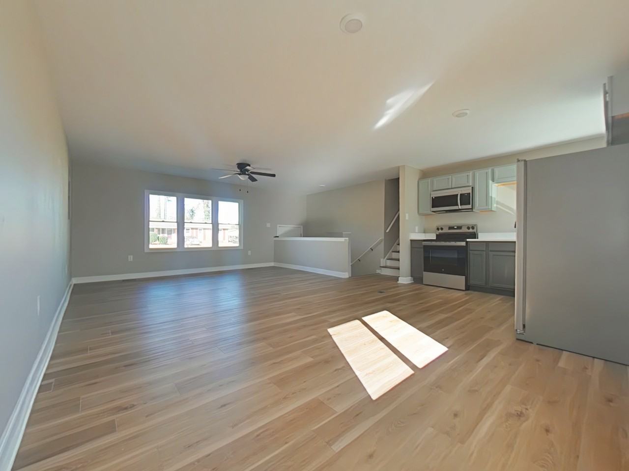 6527 Saint Louis St #1 - Photo 5 of 16
