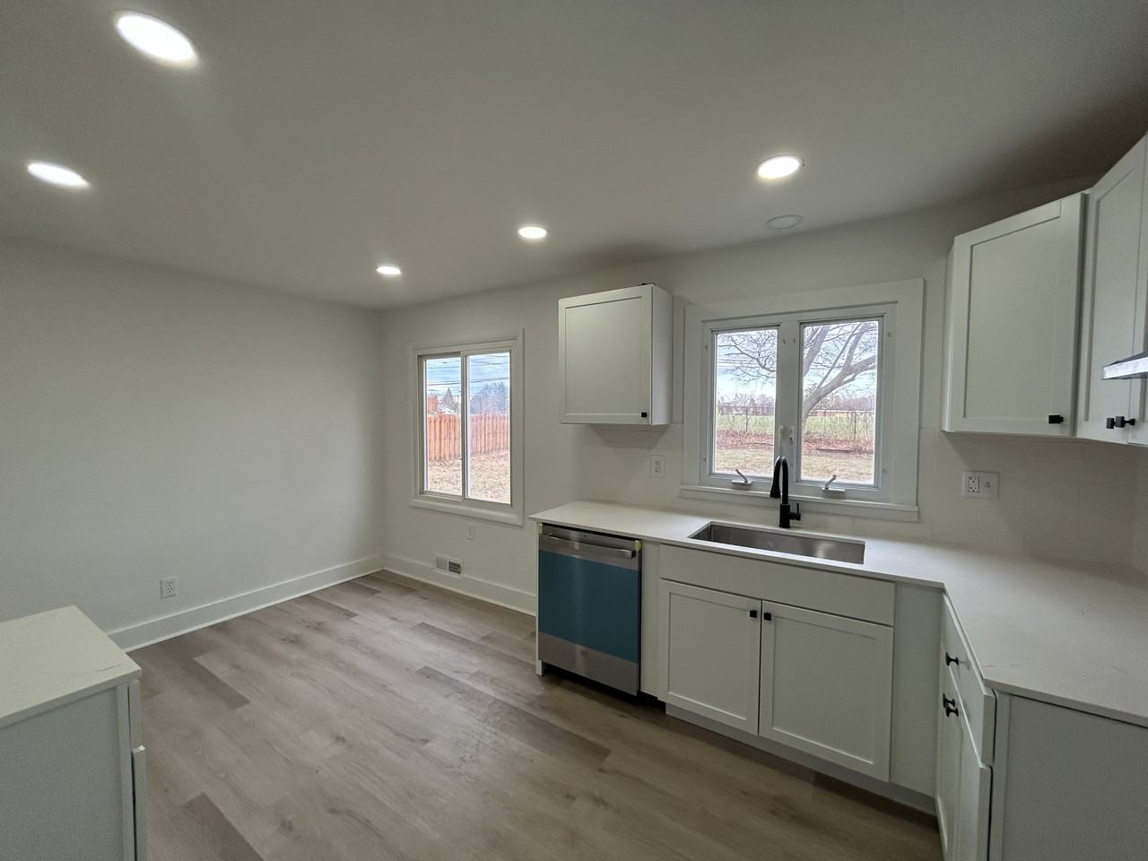 254 W Craig Hill Dr #1 - Photo 4 of 10