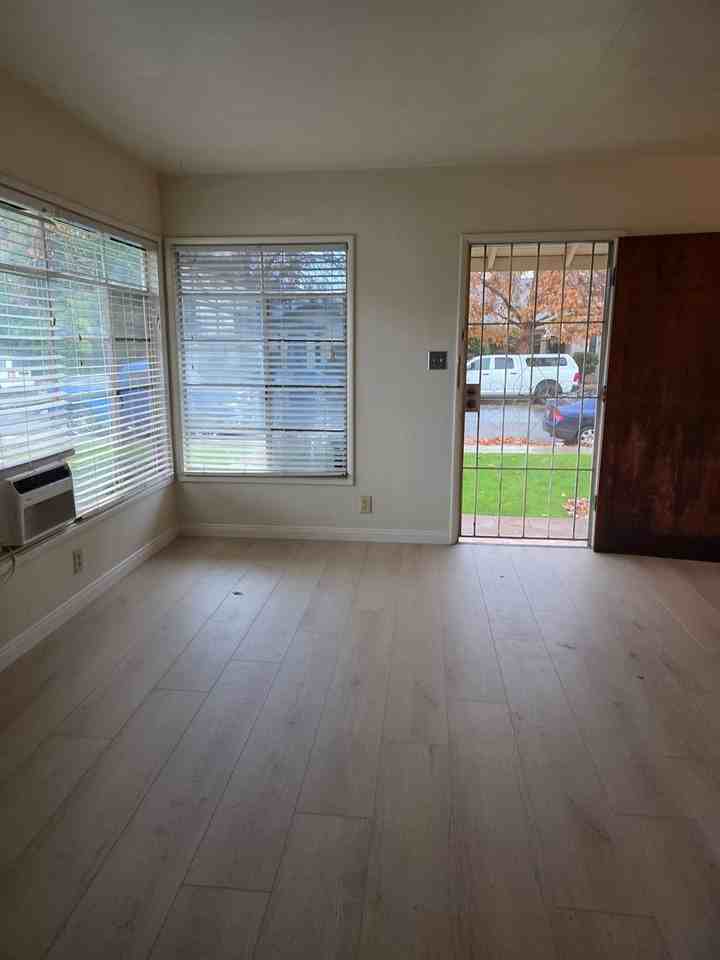 2908 Sunset Ave - Photo 2 of 6