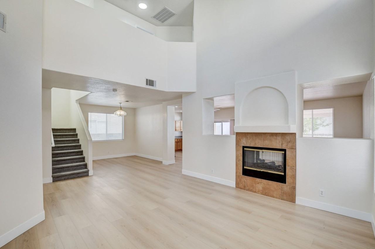 3377 Commendation Dr - Photo 6 of 26