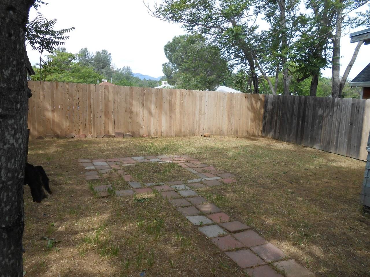 1856 Willis St - Photo 6 of 9