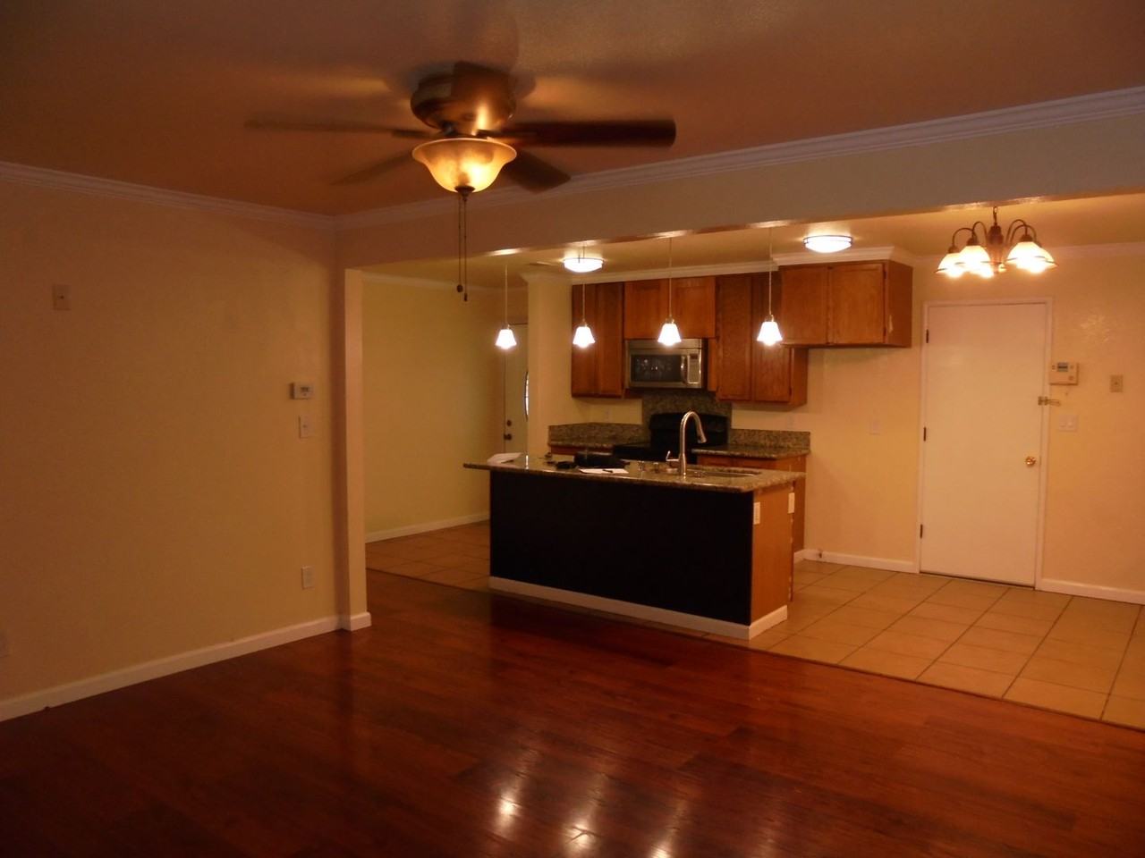 1839 San Benito St - Photo 3 of 8