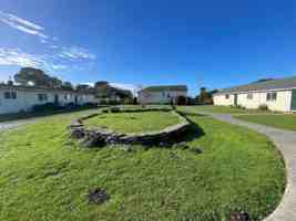 featured image of 880 Murray Rd