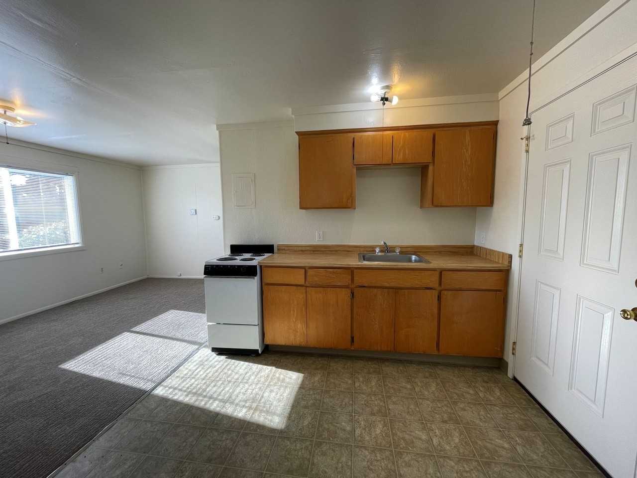 880 Murray Rd - Photo 6 of 12