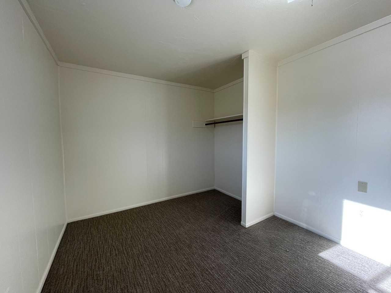 880 Murray Rd - Photo 7 of 12