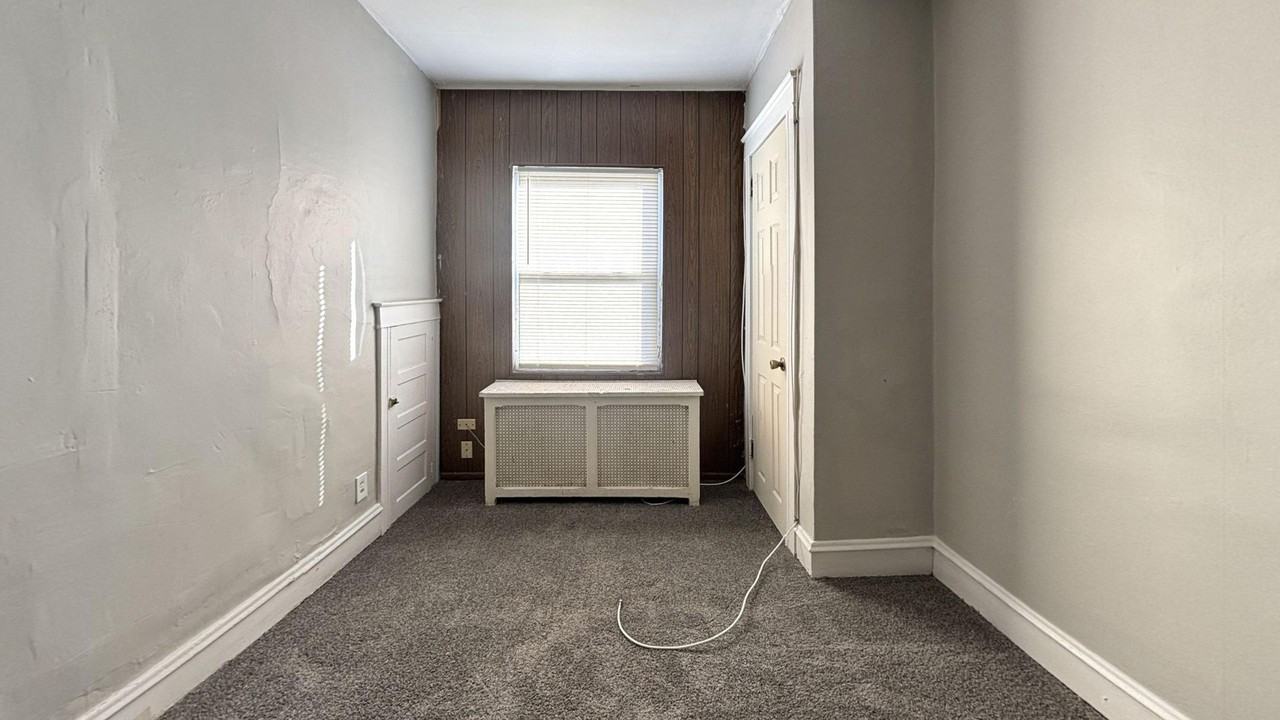 7010 Emerson Ave - Photo 5 of 14