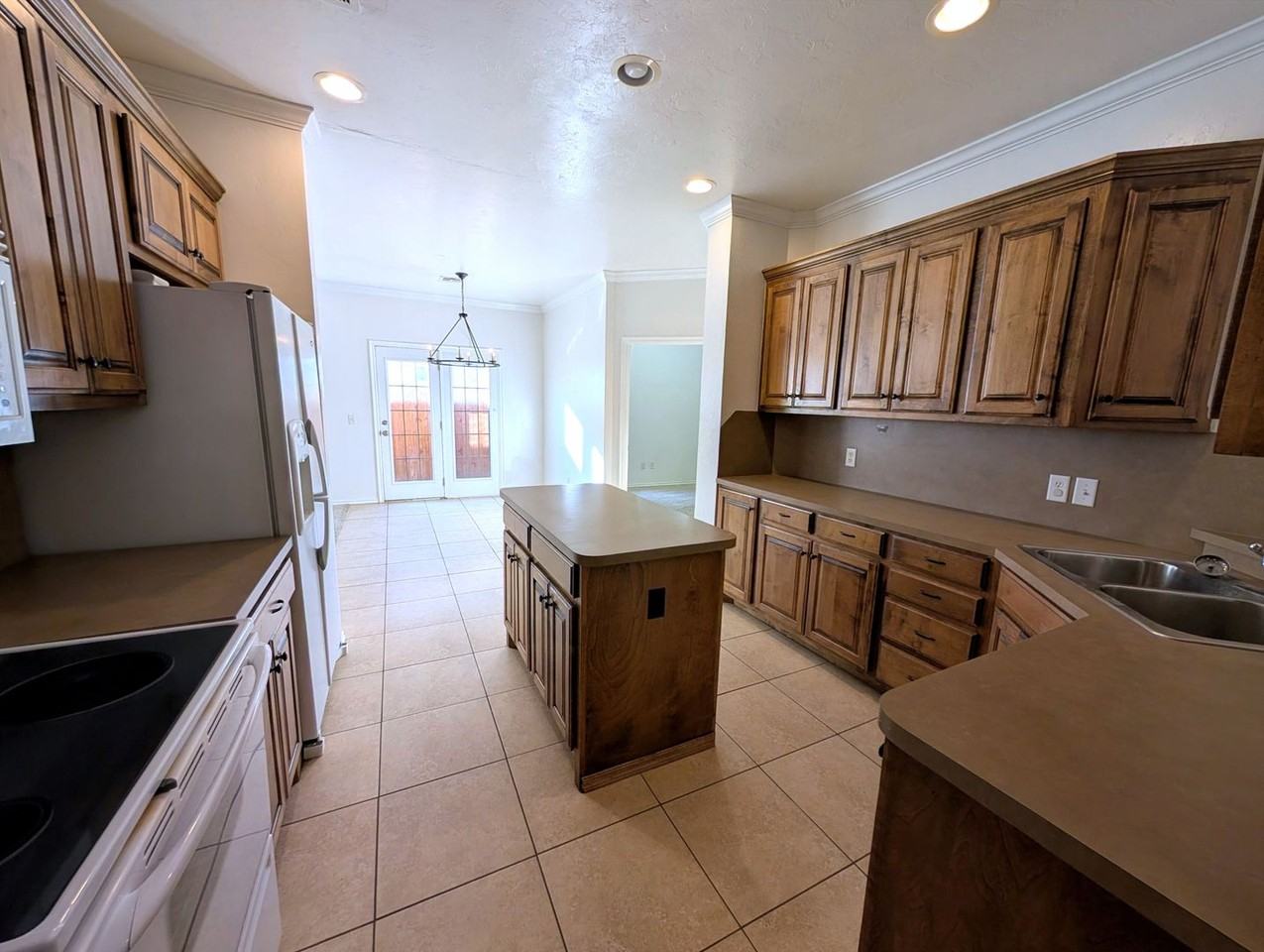 643 Sisken Ct - Photo 6 of 16