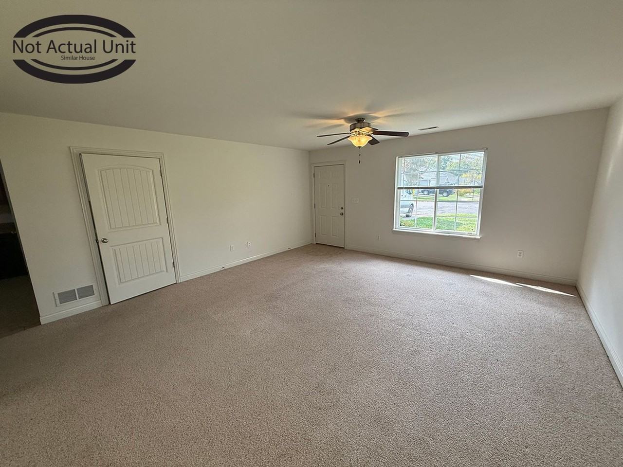 7437 Noah Ct - Photo 3 of 17