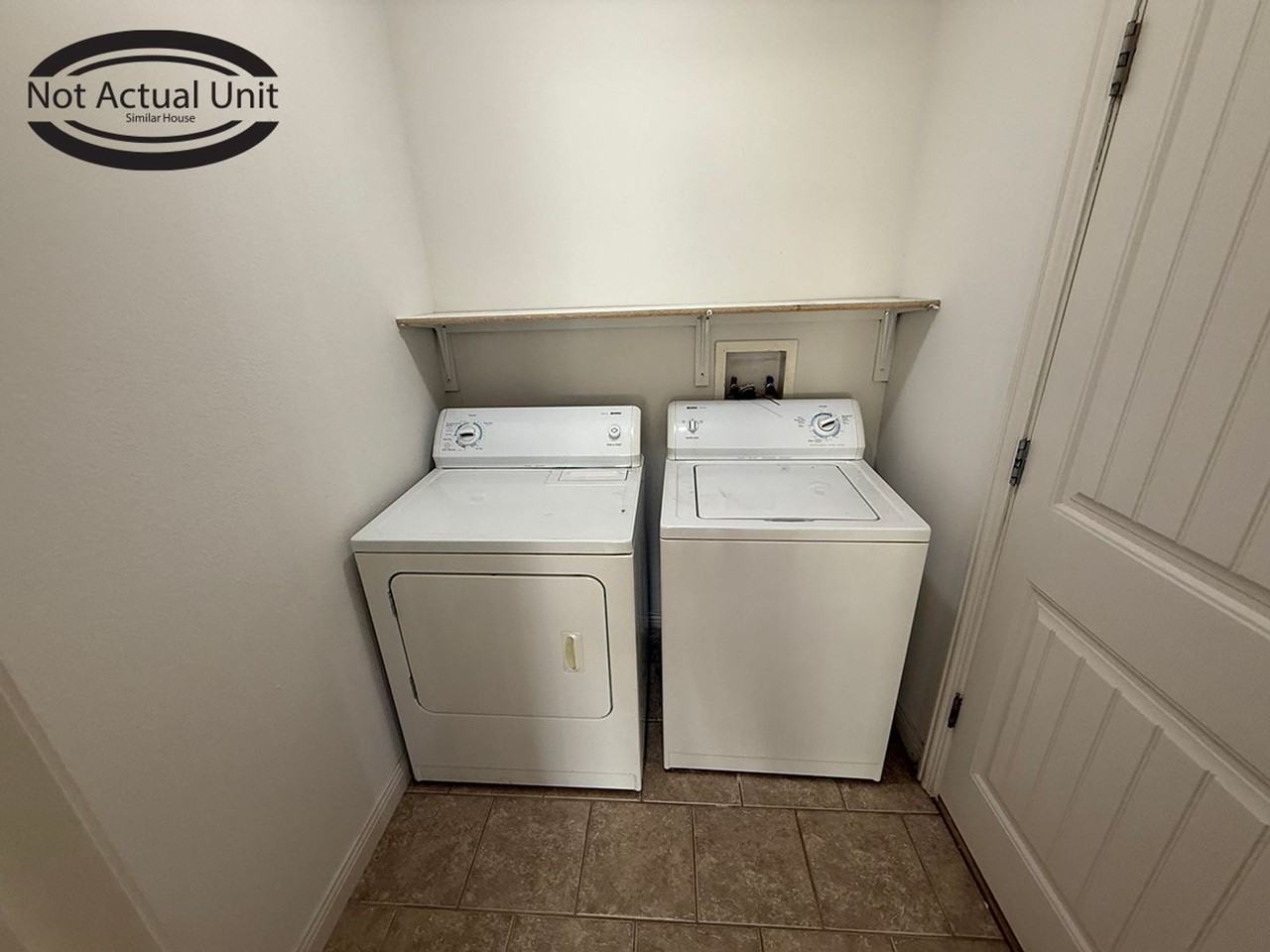 7437 Noah Ct - Photo 4 of 17