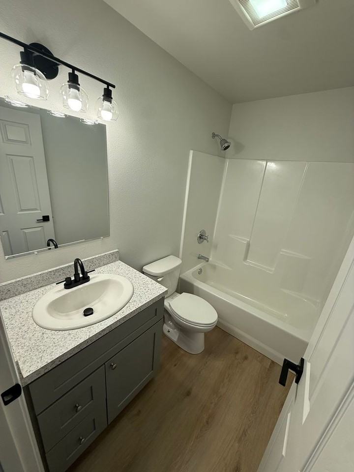 8430 8430 - 8460 N Palmer Fishhook Road - Photo 3 of 6