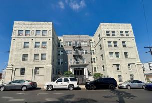 car915 - Photo 1 of 1