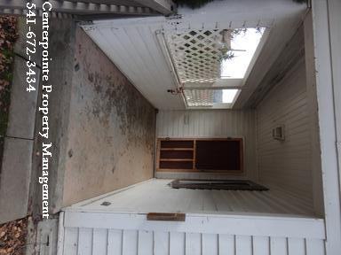 1416 Se Douglas Ave - Photo 7 of 10