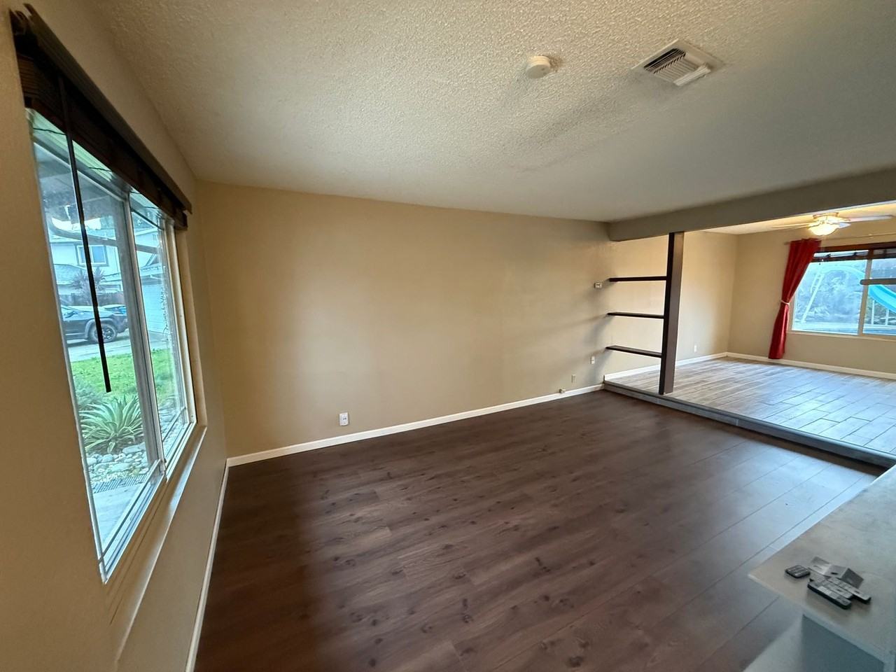 184 Gentry Cir - Photo 4 of 25