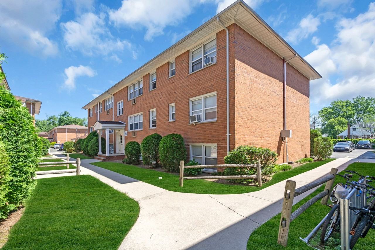 Sunrise Village Apartments! - Photo 6 of 25