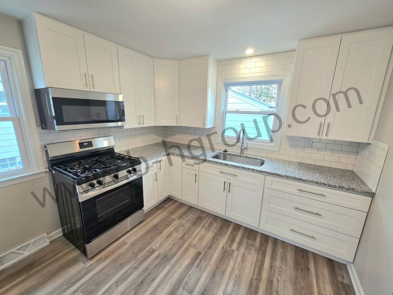 2000 39th St - Photo 4 of 39