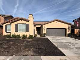 featured image of 3042 N Hall St