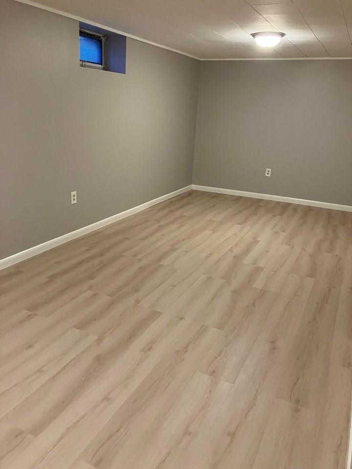 808 Northway St - Photo 3 of 11