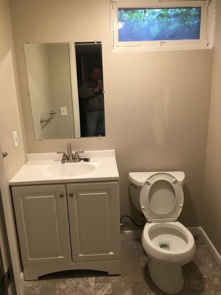 808 Northway St - Photo 6 of 11