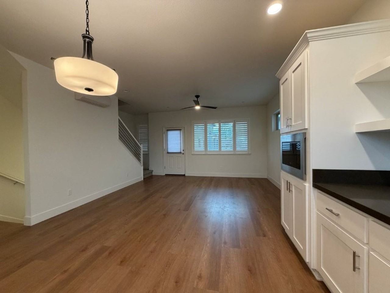 417 Cleveland St - Photo 6 of 20