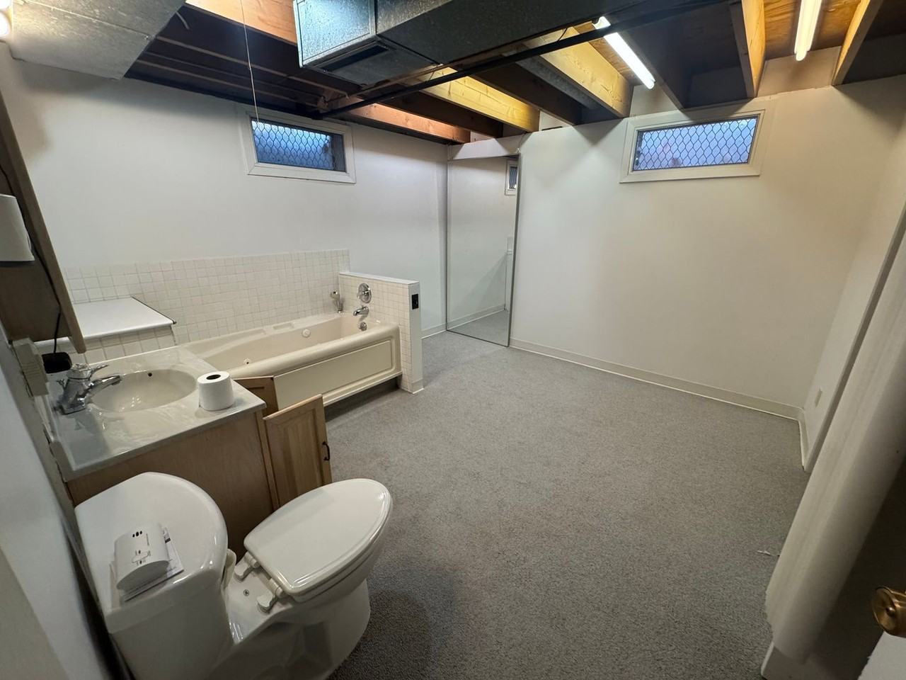 1304 4th Ave Sw - Photo 3 of 31