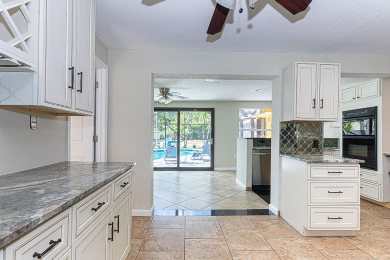 169 Armadillo Way - Photo 2 of 12