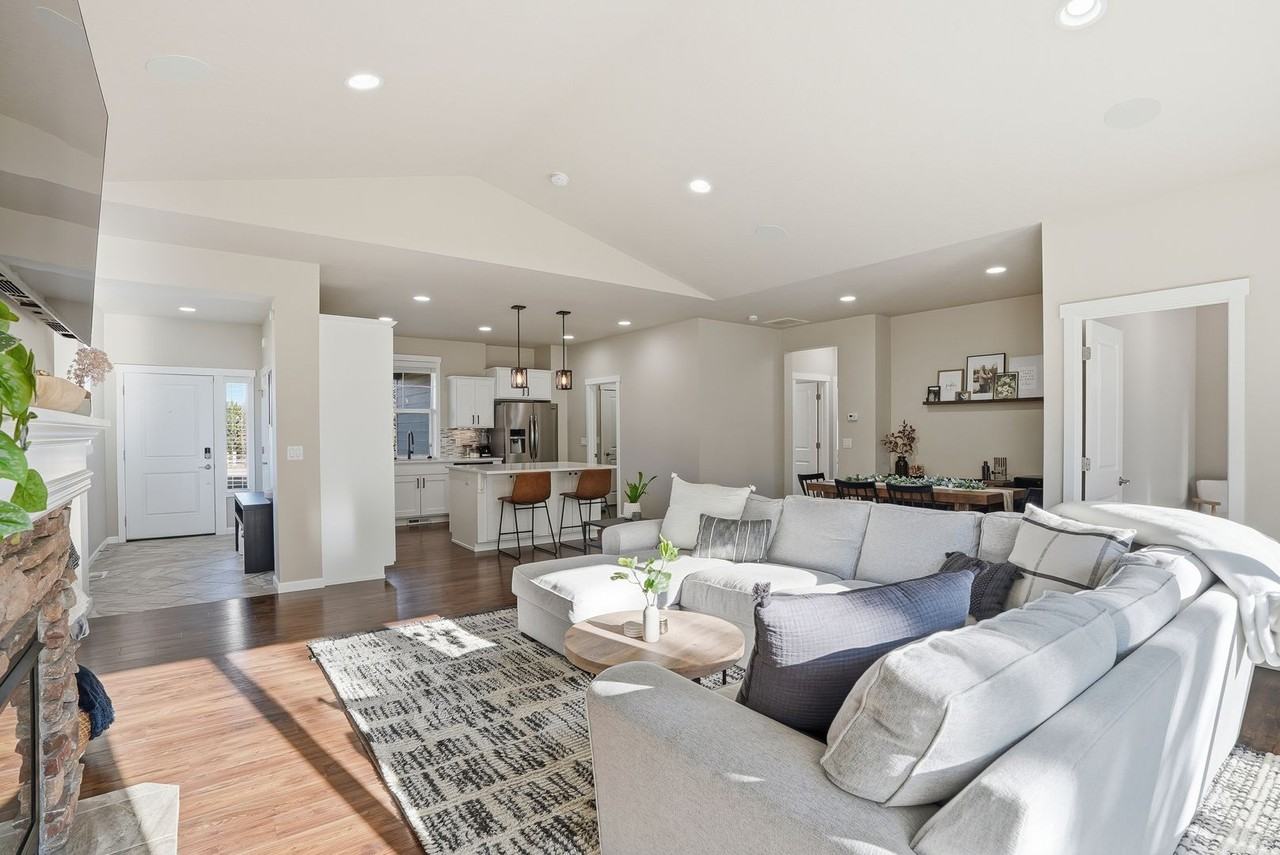 1027 W Basalt Ridge Dr - Photo 6 of 22