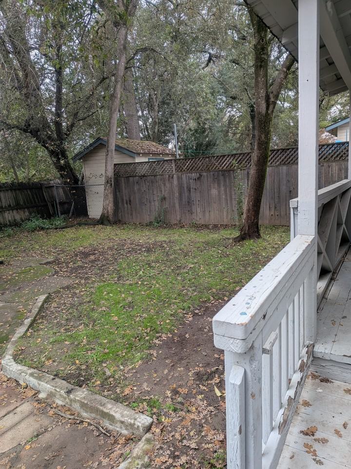 138 Donner Ave Apt B #138B - Photo 2 of 6