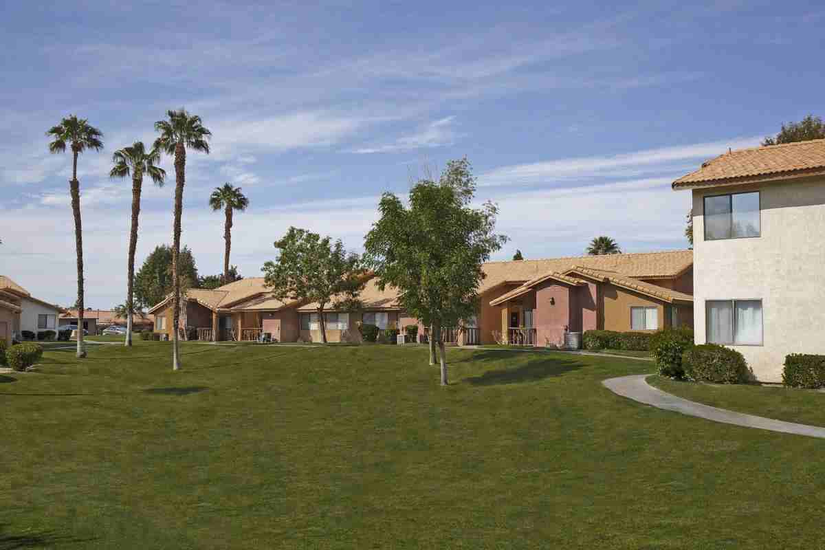 78650 Avenue 42 - Photo 4 of 29