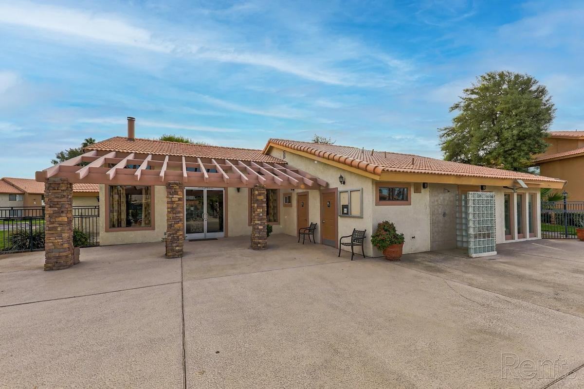 78650 Avenue 42 - Photo 3 of 29