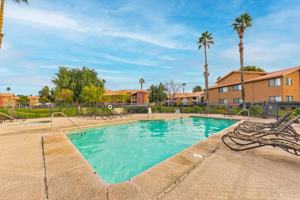 featured image of 78650 Avenue 42