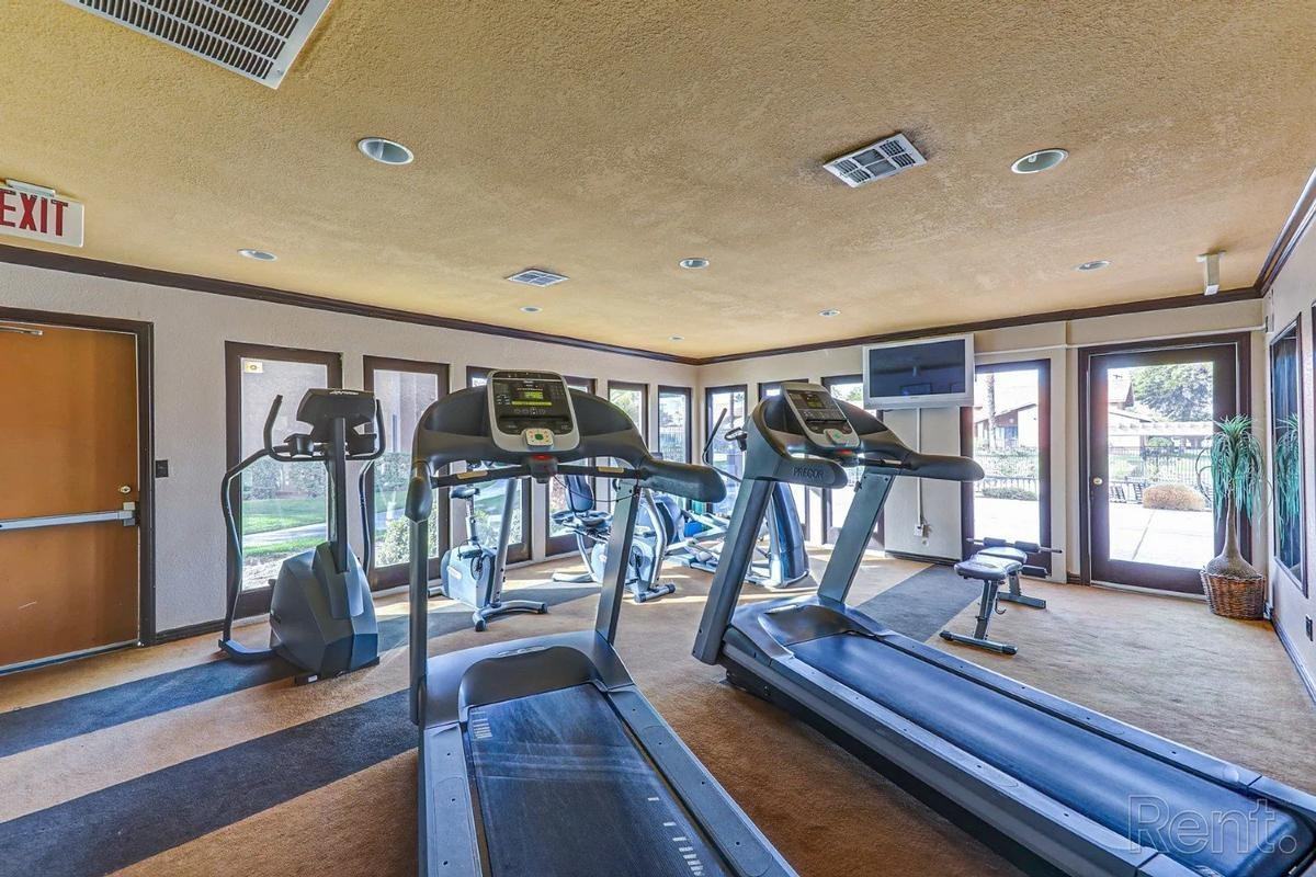 78650 Avenue 42 - Photo 4 of 29