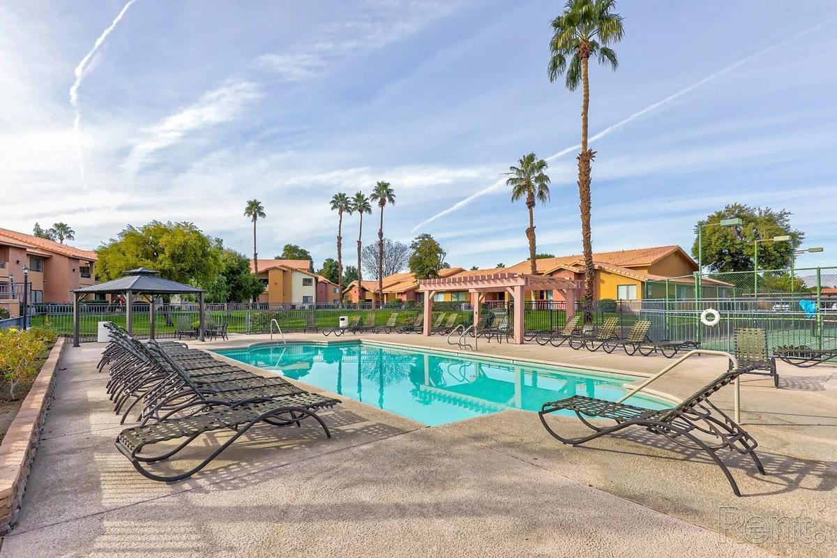 78650 Avenue 42 - Photo 5 of 29