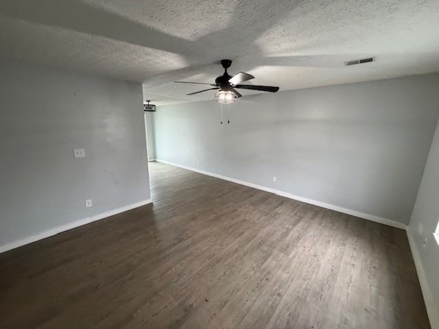 111 Norwood Dr #1 - Photo 3 of 11