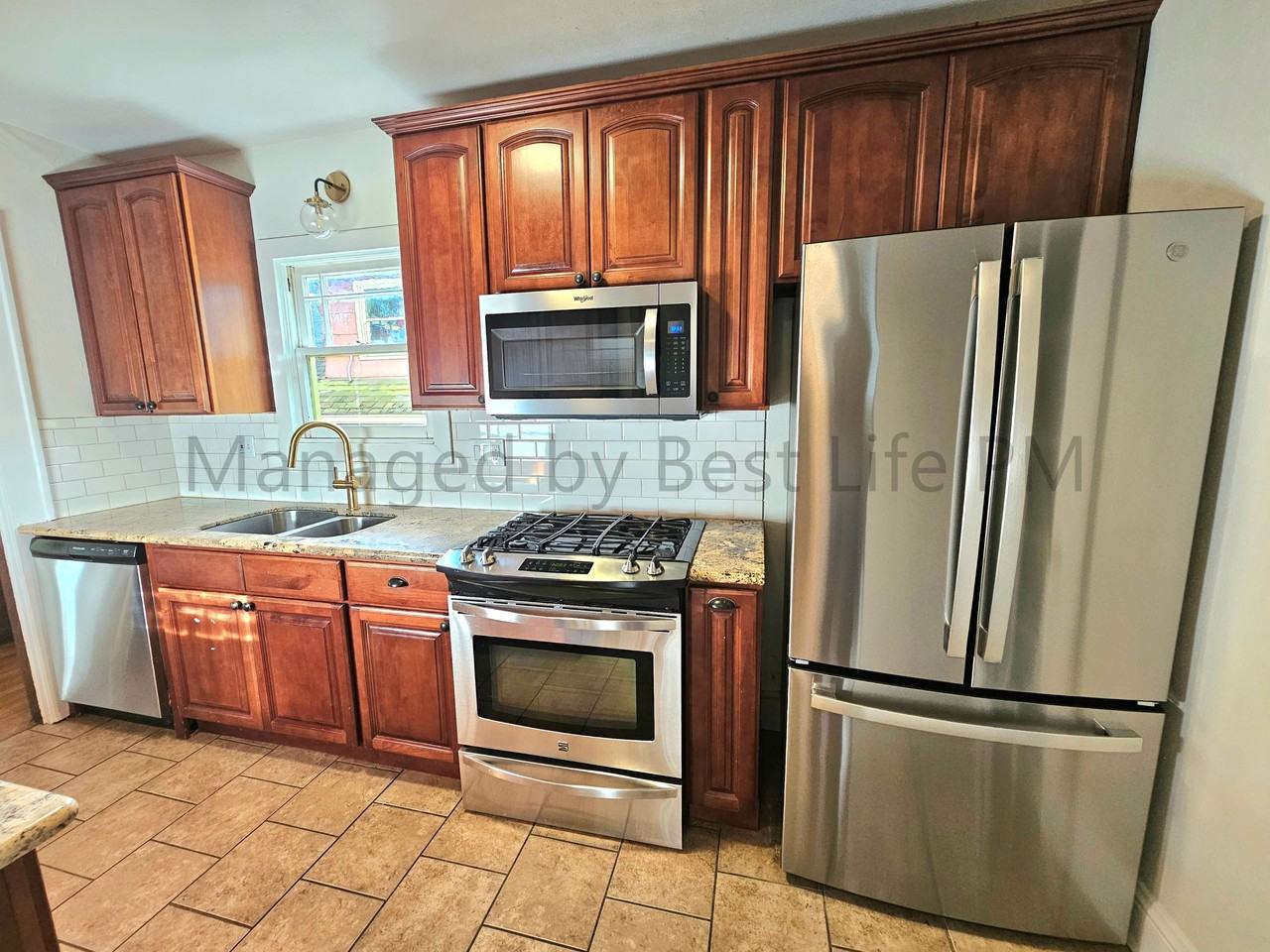 223 Ne 62nd Ave - Photo 7 of 28