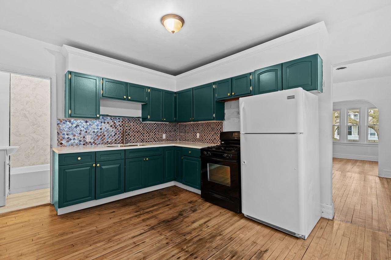 9537 McDougall #1 - Photo 2 of 21