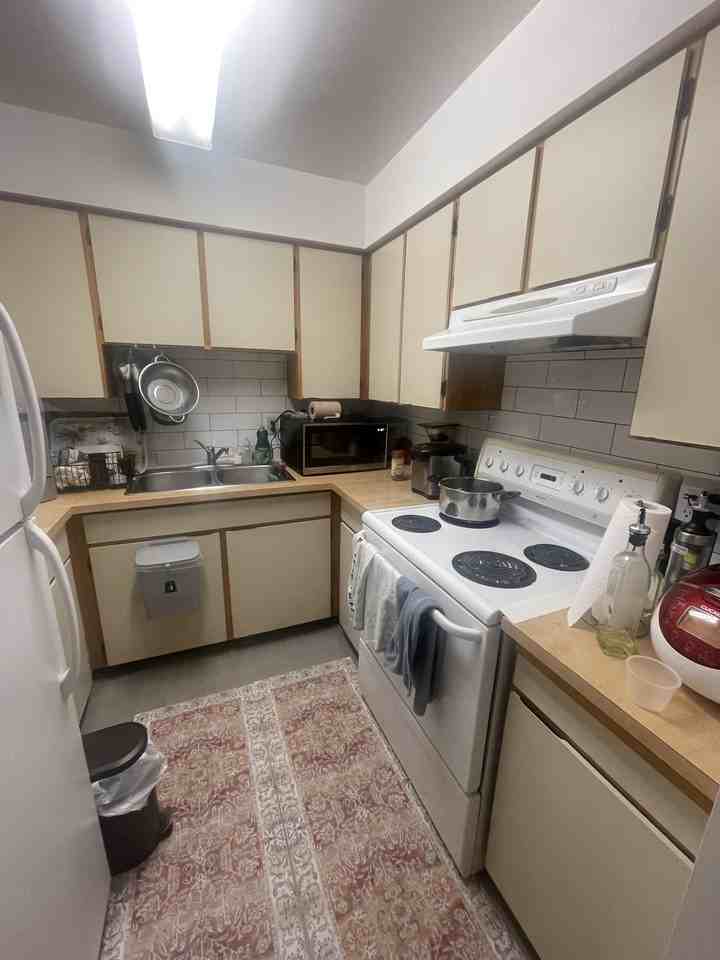 984 West 7th Avenue #102 - Photo 5 of 10