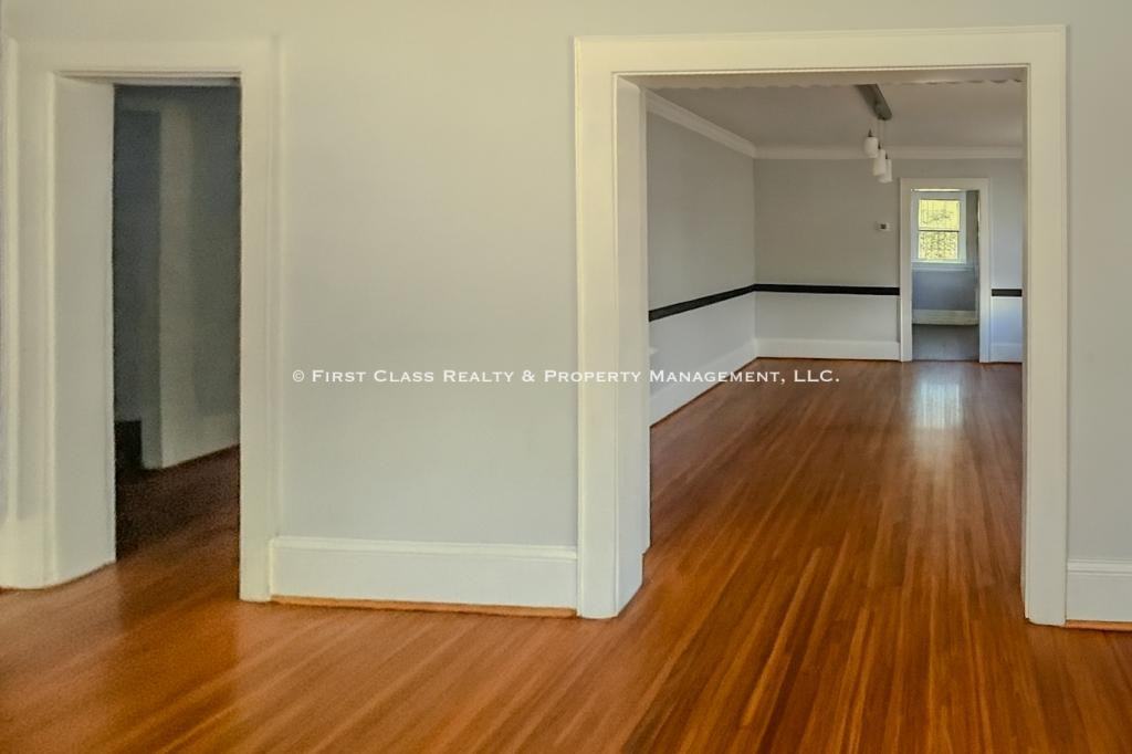 2026 Ashley Rd - Photo 2 of 9