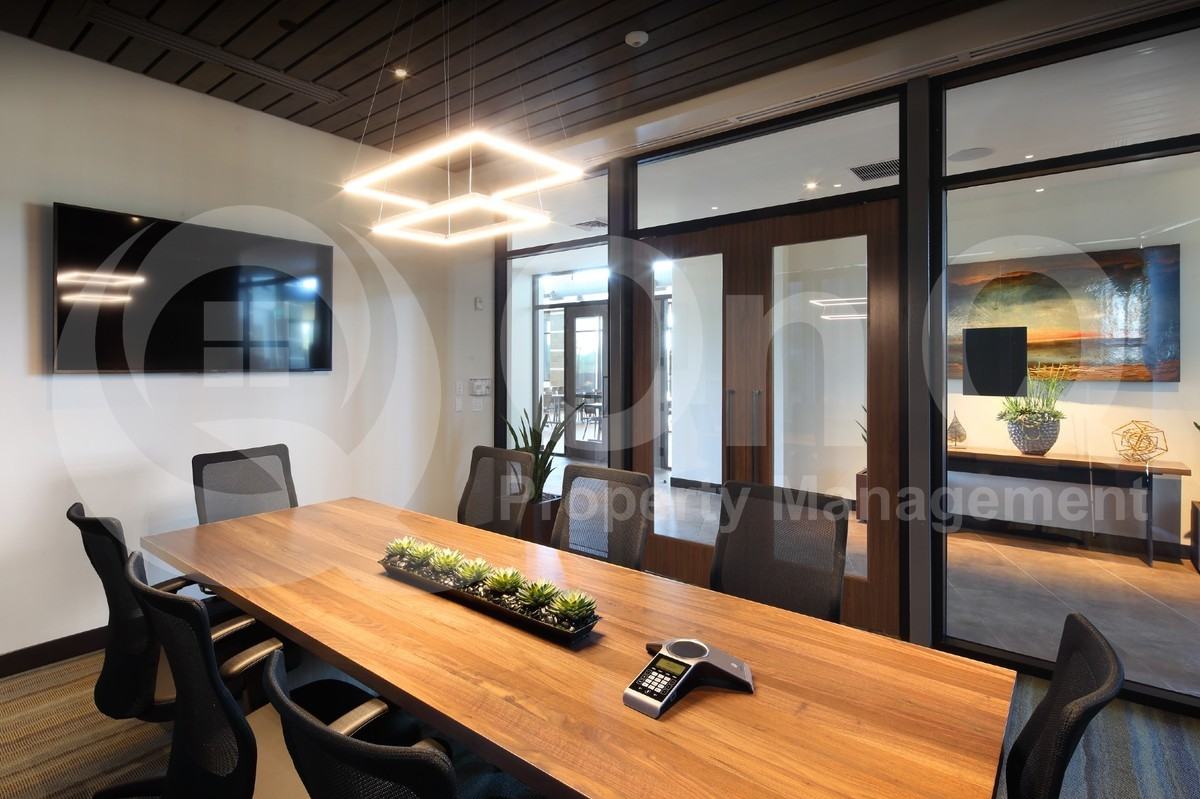 3305 E Cashman Dr - Photo 4 of 6