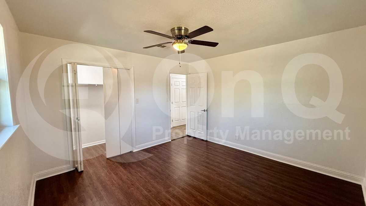 104 Fairlane Dr - Photo 2 of 18