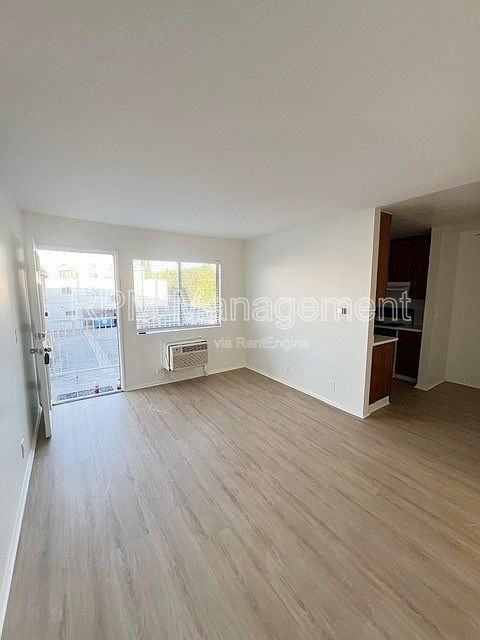 6624 Sylmar Ave #11 - Photo 2 of 11