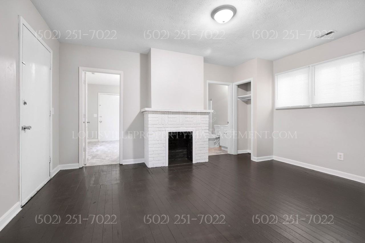 1772 Bolling Ave - Photo 3 of 14