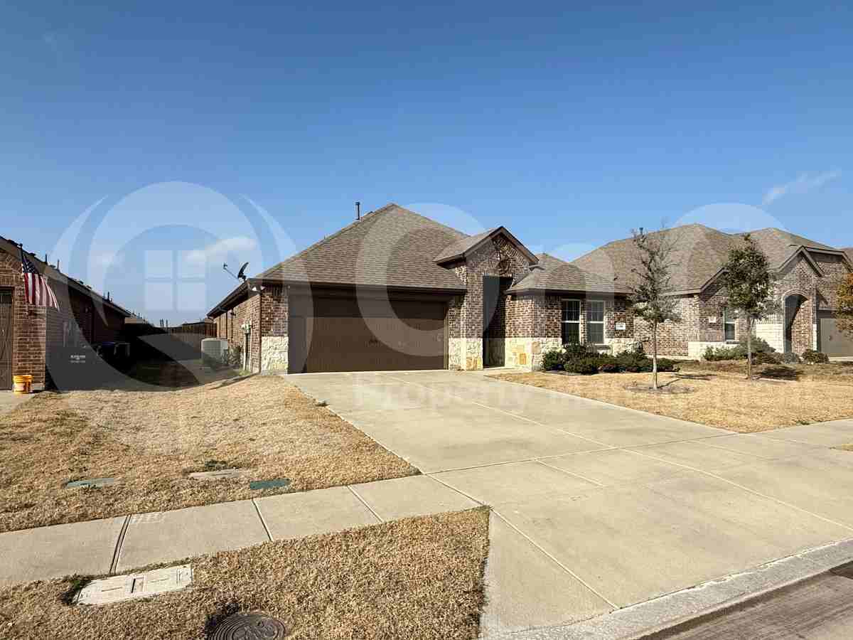 155 Coyote Trl - Photo 2 of 25