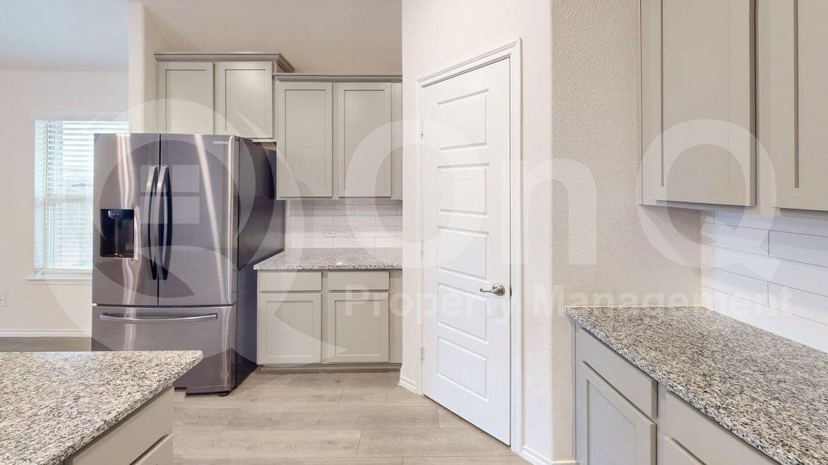 155 Coyote Trl - Photo 5 of 25