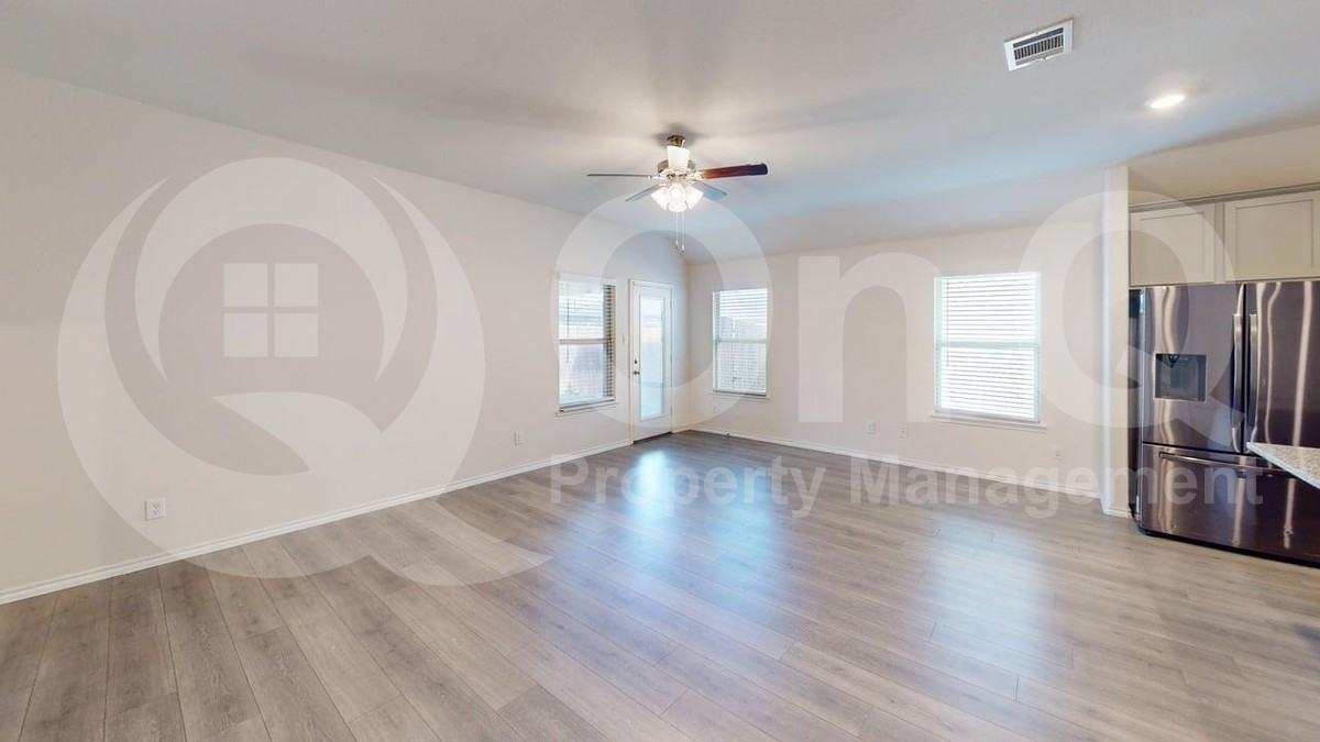 155 Coyote Trl - Photo 6 of 25