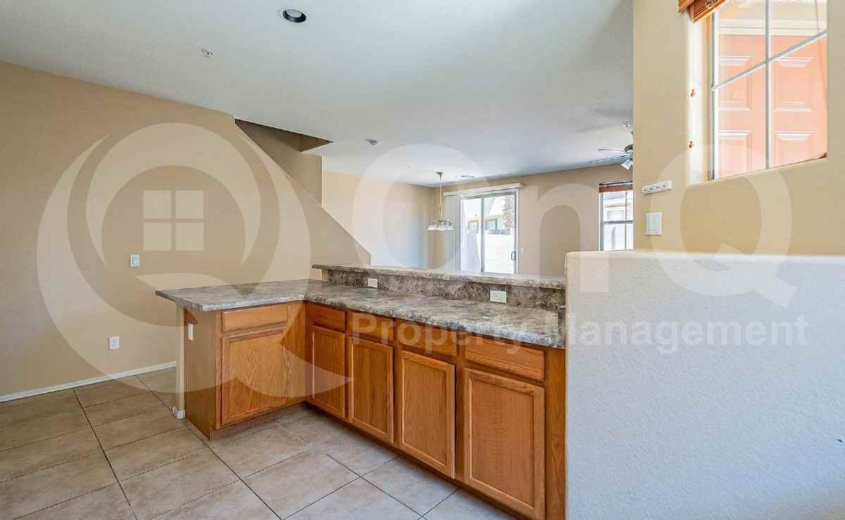 1330 S Aaron #213 - Photo 5 of 16