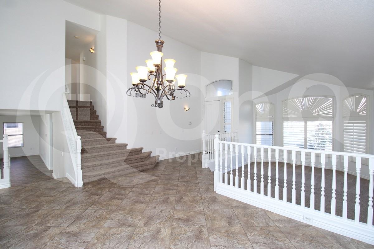 1535 E Toledo St - Photo 7 of 29